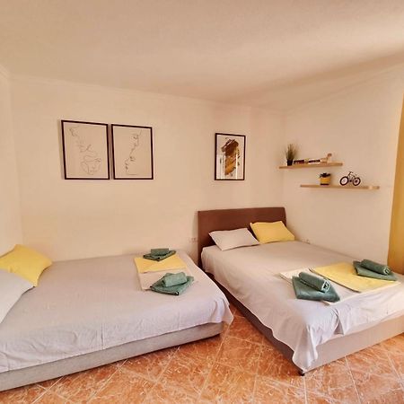 Studio Apartman Na Plazi Rafailovici Dış mekan fotoğraf