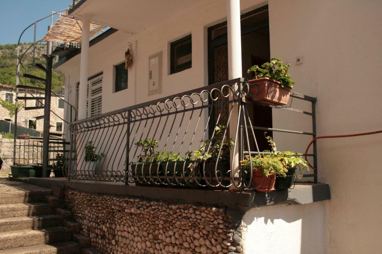 Studio Apartman Na Plazi Rafailovici Dış mekan fotoğraf